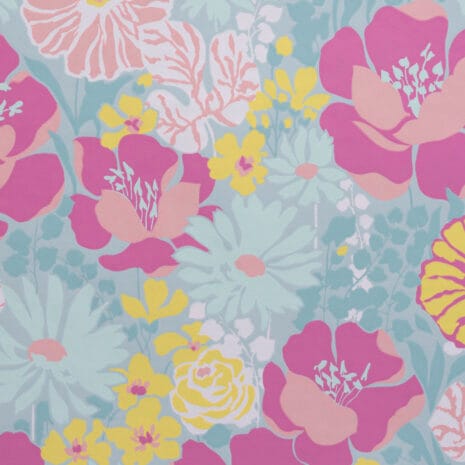 Tapetissa on pinkkejä, keltaisia, oransseja, vihertäviä ja valkoisia kukkia vaaleanvihreällä pohjalla.