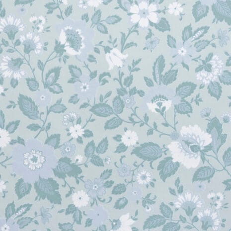 Kesäinen kukkatapetti vaaleanvihreän ja harmahtavan vaaleansinisen sävyillä.
